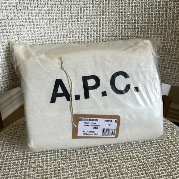 BNWT A.P.C. Demi-Lune Calfskin Bag (#12301) - Picture 2 of 7